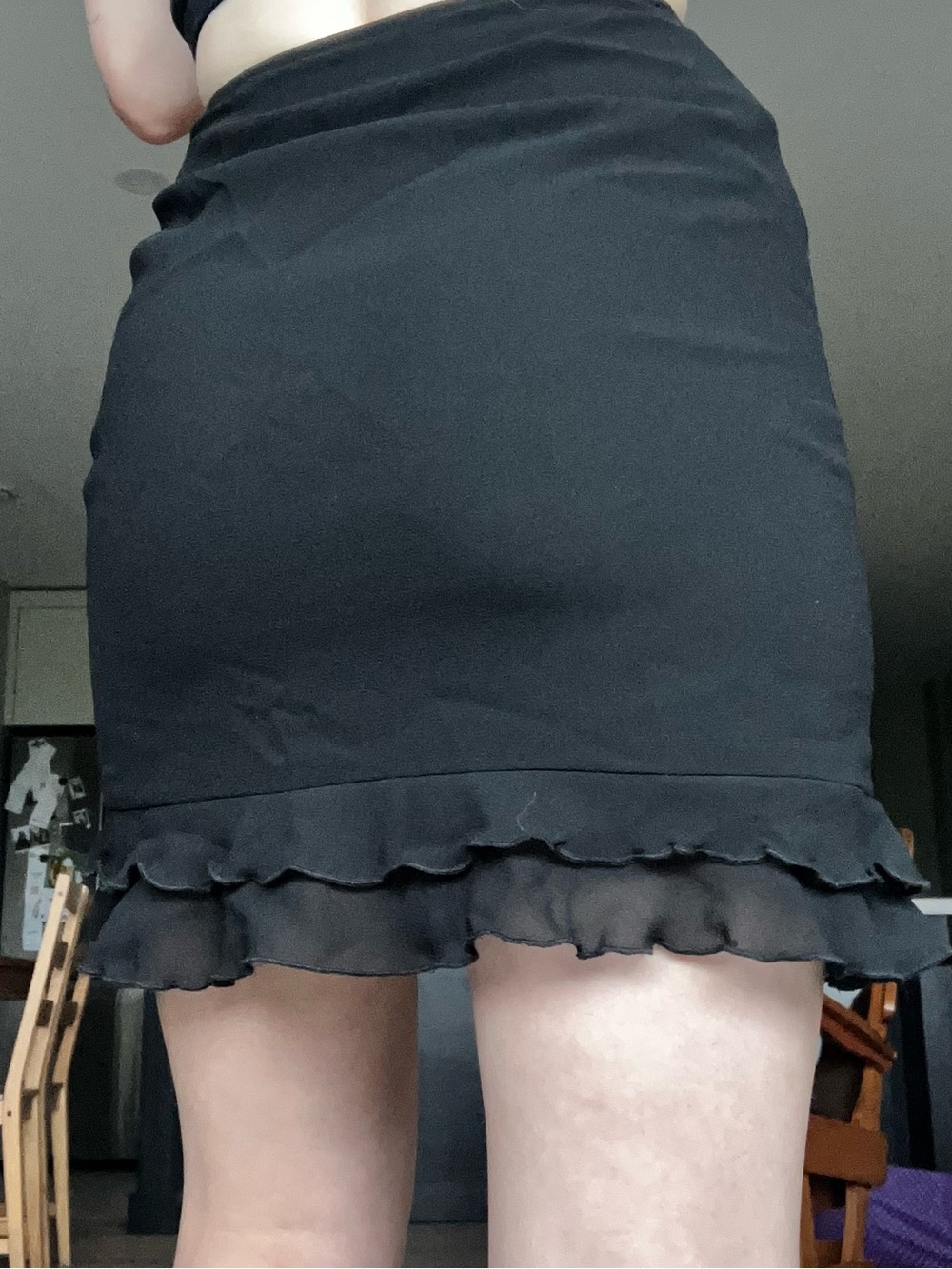 Black Ruffled Hem Skirt - Picture 2 of 5
